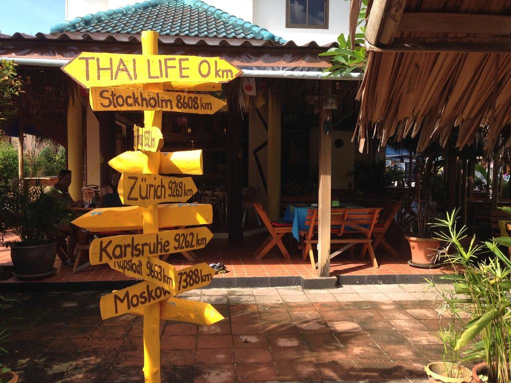 Thai Life Guesthouse Khaolak Khao Lak Exterior foto